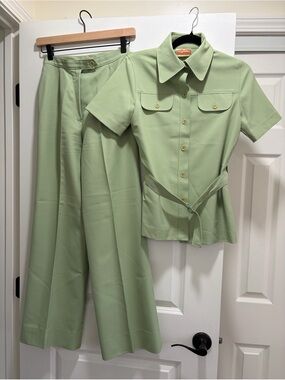 Vintage 70s Koret of California Green Safari Pant Suit Set Size 8 (Fits XS/S)
